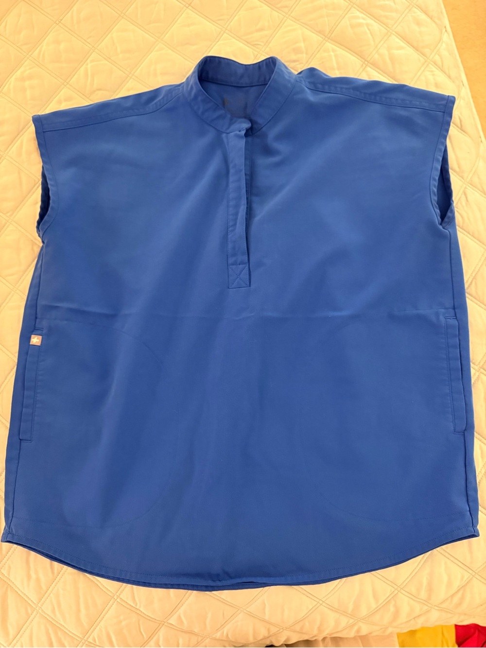 FIGS Top XS in Blue